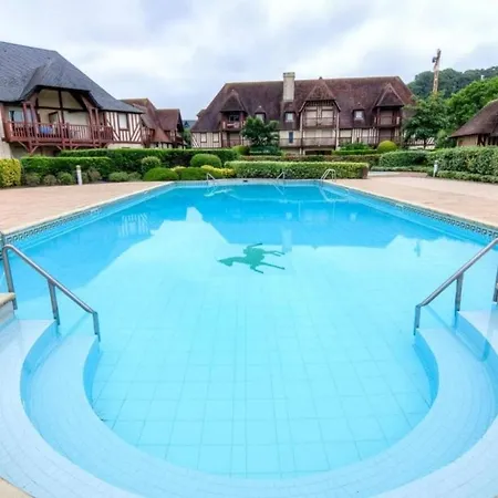 Charmante Maison, 8 Personnes, Piscine Et Tennis