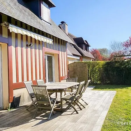 Prázdninový dům Charmante Maison, 8 Personnes, Piscine Et Tennis Deauville