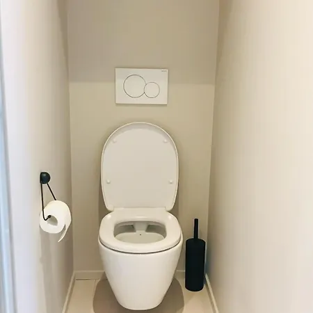 Dom wakacyjny Charmante Maison, 8 Personnes, Piscine Et Tennis