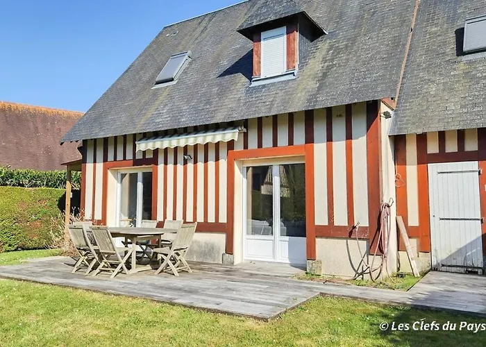 Prázdninový dům Charmante Maison, 8 Personnes, Piscine Et Tennis *