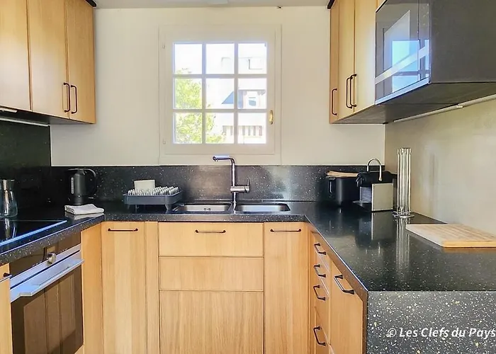 Charmante Maison, 8 Personnes, Piscine Et Tennis Ferienhaus *