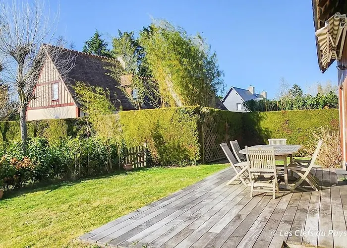 Prázdninový dům Charmante Maison, 8 Personnes, Piscine Et Tennis *